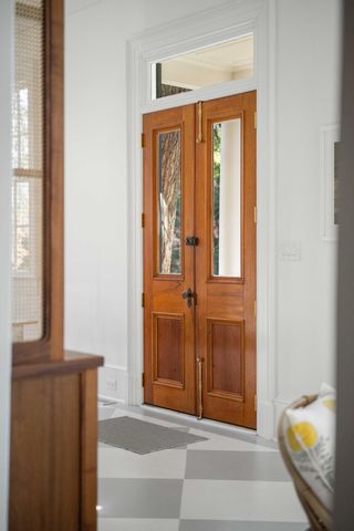 169 Wentworth Street, Charleston, SC 29401