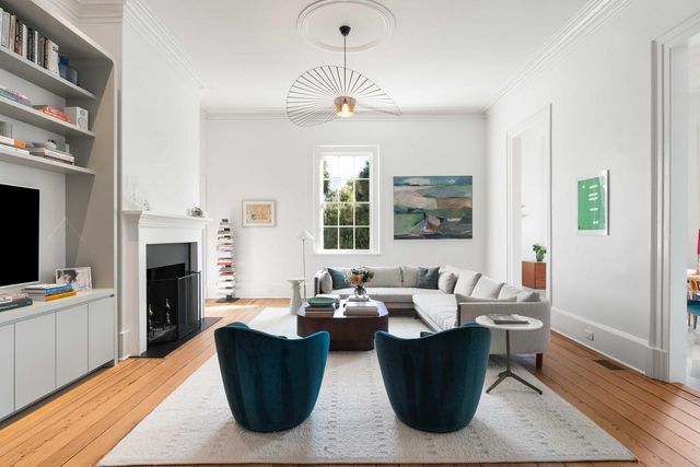 169 Wentworth Street, Charleston, SC 29401