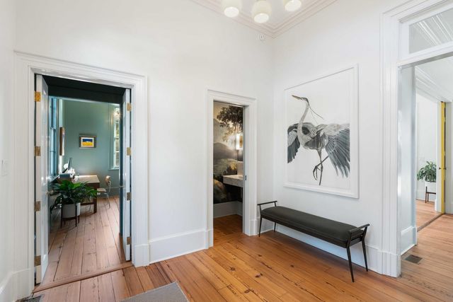 169 Wentworth Street, Charleston, SC 29401