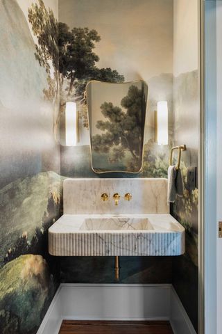 169 Wentworth Street, Charleston, SC 29401