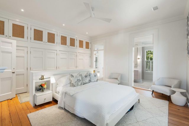 169 Wentworth Street, Charleston, SC 29401