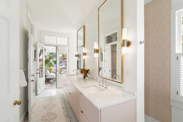 169 Wentworth Street, Charleston, SC 29401