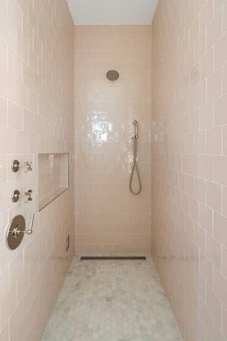 169 Wentworth Street, Charleston, SC 29401