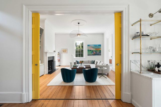 169 Wentworth Street, Charleston, SC 29401