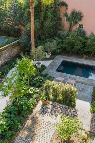 169 Wentworth Street, Charleston, SC 29401