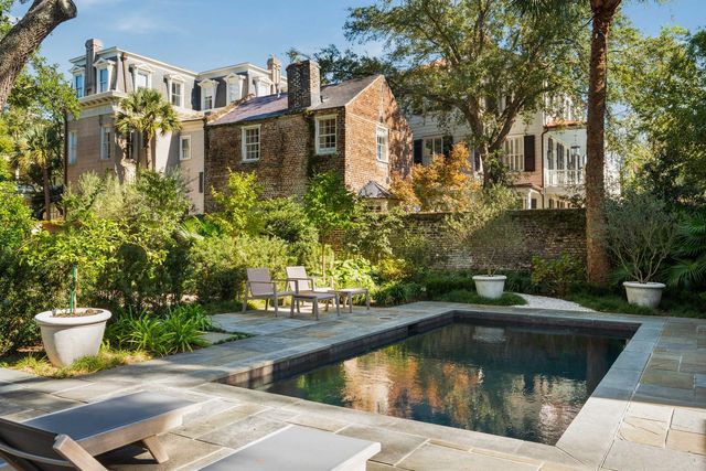 169 Wentworth Street, Charleston, SC 29401