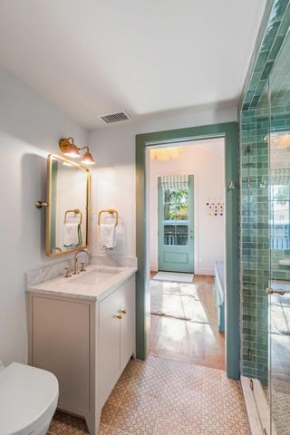 169 Wentworth Street, Charleston, SC 29401