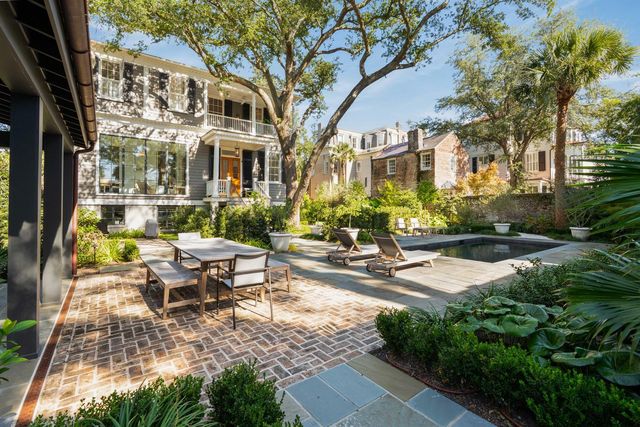 169 Wentworth Street, Charleston, SC 29401