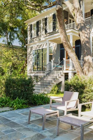 169 Wentworth Street, Charleston, SC 29401