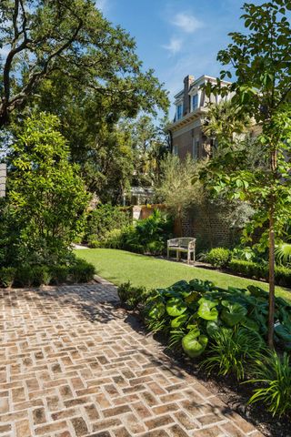 169 Wentworth Street, Charleston, SC 29401