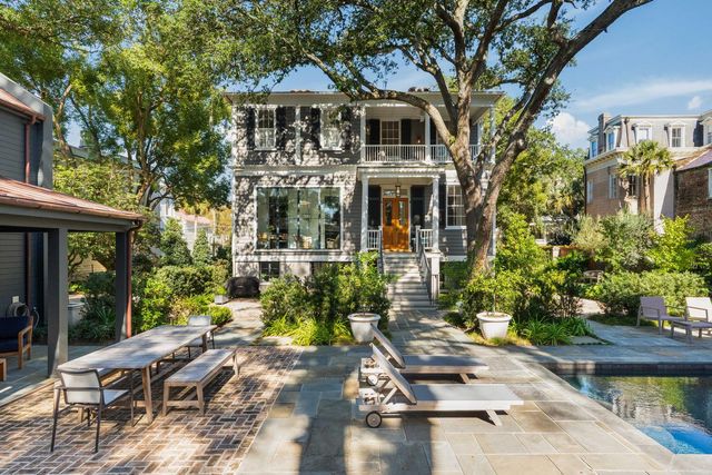 169 Wentworth Street, Charleston, SC 29401