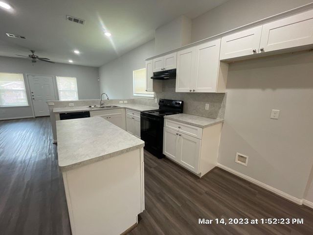 9014 Everglade A, Houston, TX 77078