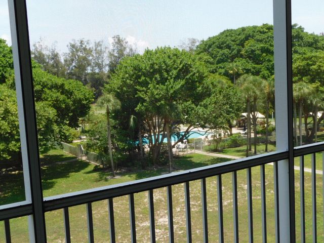 2650 S Course Drive 510, Pompano Beach, FL 33069