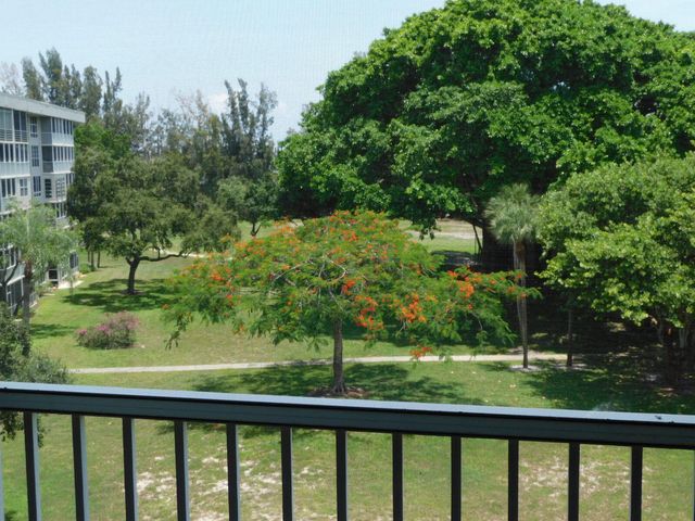 2650 S Course Drive 510, Pompano Beach, FL 33069