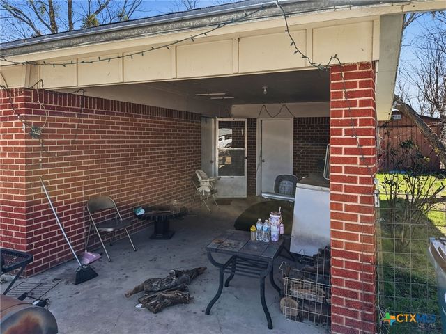 367 W Allen Street, Evant, TX 76525