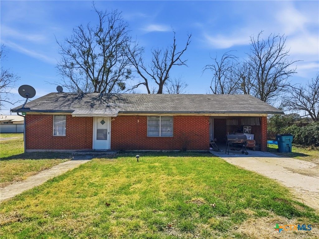 367 W Allen Street, Evant, TX 76525