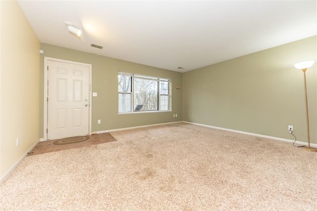 278 Lyn Anne Court 27, Ann Arbor, MI 48103