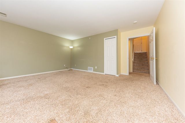 278 Lyn Anne Court 27, Ann Arbor, MI 48103