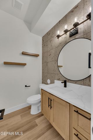 260 Emerald Stone Lane, Horizon City, TX 79928