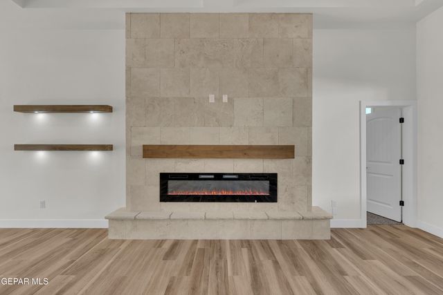 260 Emerald Stone Lane, Horizon City, TX 79928