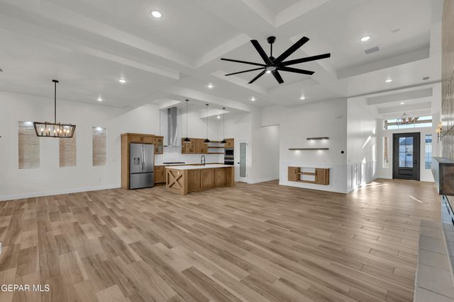 260 Emerald Stone Lane, Horizon City, TX 79928