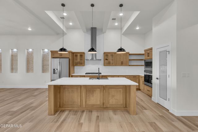 260 Emerald Stone Lane, Horizon City, TX 79928