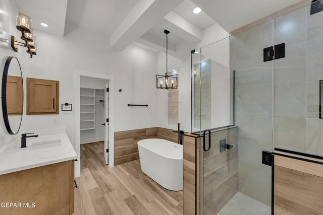 260 Emerald Stone Lane, Horizon City, TX 79928