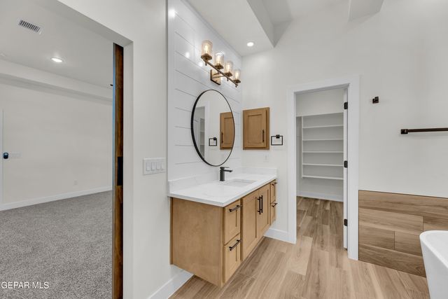 260 Emerald Stone Lane, Horizon City, TX 79928