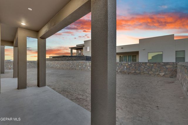 260 Emerald Stone Lane, Horizon City, TX 79928