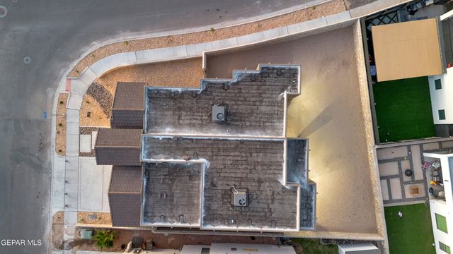 260 Emerald Stone Lane, Horizon City, TX 79928