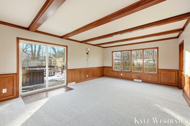 942 32nd Street SW, Wyoming, MI 49509