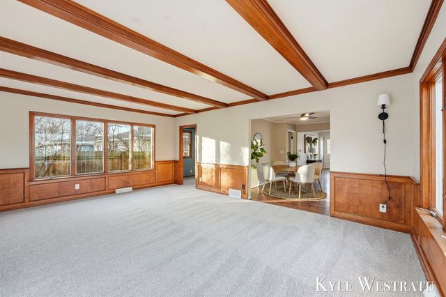 942 32nd Street SW, Wyoming, MI 49509