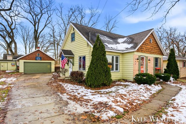 942 32nd Street SW, Wyoming, MI 49509