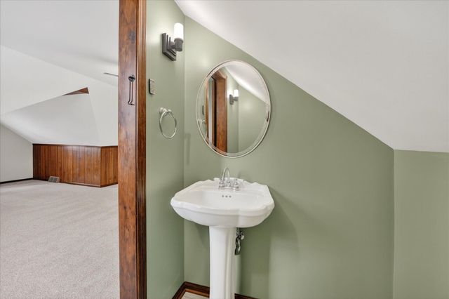 942 32nd Street SW, Wyoming, MI 49509