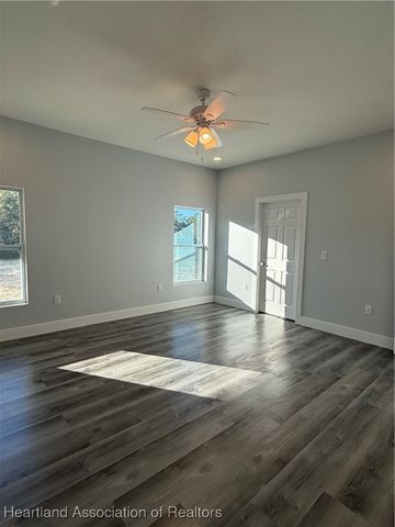 6913 Shasta Daisy Boulevard, Sebring, FL 33870