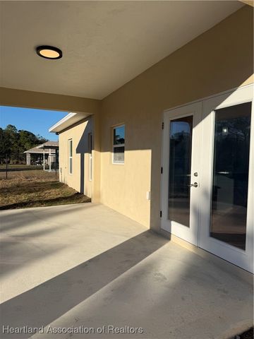 6913 Shasta Daisy Boulevard, Sebring, FL 33870