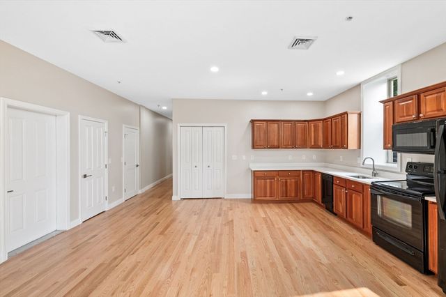 72 River Street 3, Haverhill, MA 01832