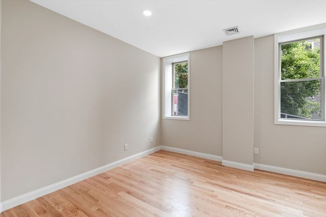 72 River Street 3, Haverhill, MA 01832