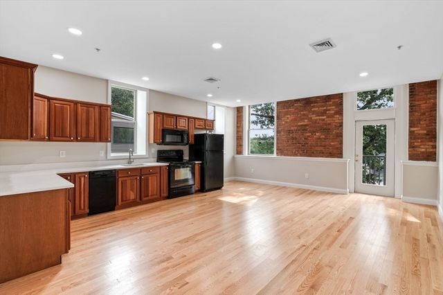 72 River Street 3, Haverhill, MA 01832