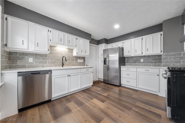 3904 Ardmore Avenue DOWN, Cleveland, OH 44109