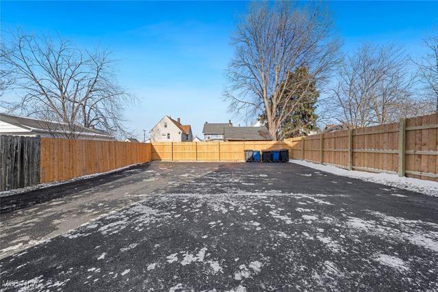 3904 Ardmore Avenue DOWN, Cleveland, OH 44109