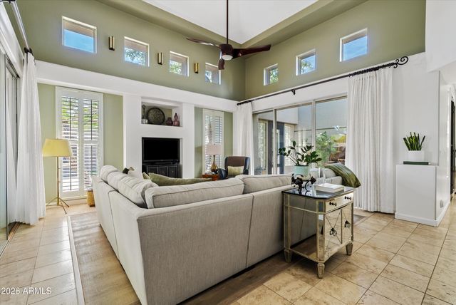 6853 N CENTRAL Avenue, Phoenix, AZ 85012