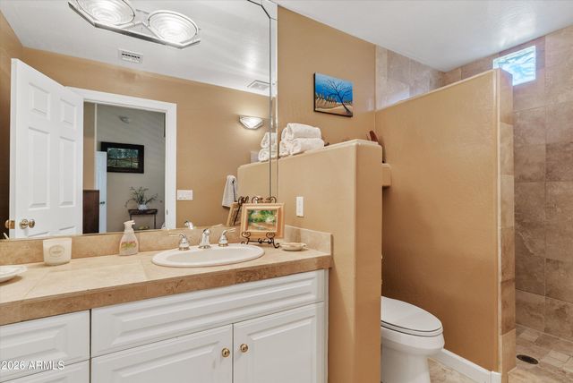 6853 N CENTRAL Avenue, Phoenix, AZ 85012