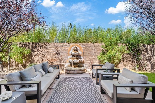 6853 N CENTRAL Avenue, Phoenix, AZ 85012