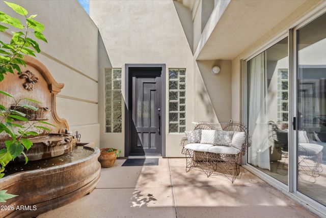 6853 N CENTRAL Avenue, Phoenix, AZ 85012