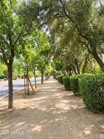 6853 N CENTRAL Avenue, Phoenix, AZ 85012