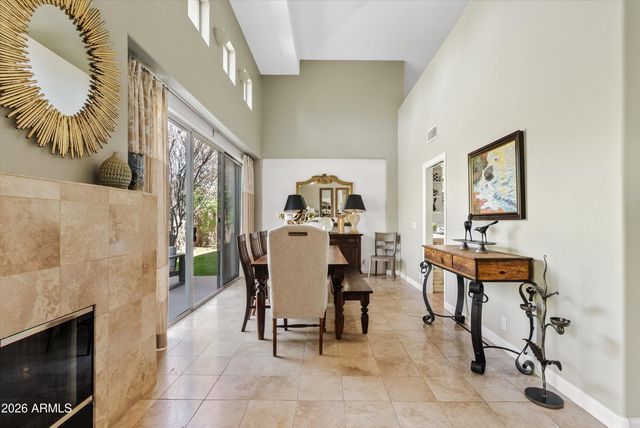 6853 N CENTRAL Avenue, Phoenix, AZ 85012