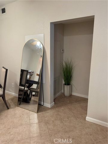 107 Gallery, Tustin, CA 92782