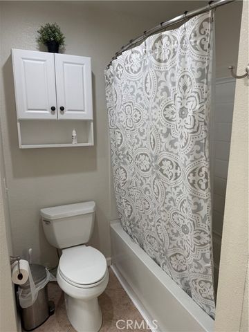 107 Gallery, Tustin, CA 92782