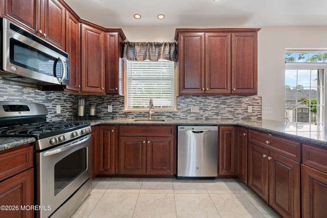 480 Pirate Lane, Manahawkin, NJ 08050